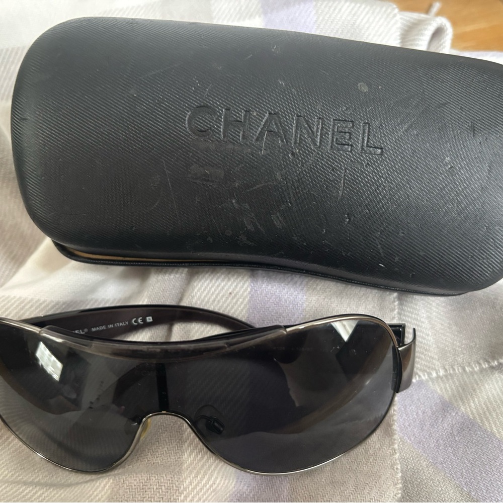 Authentic Vintage Chanel Black Sunglasses with Case